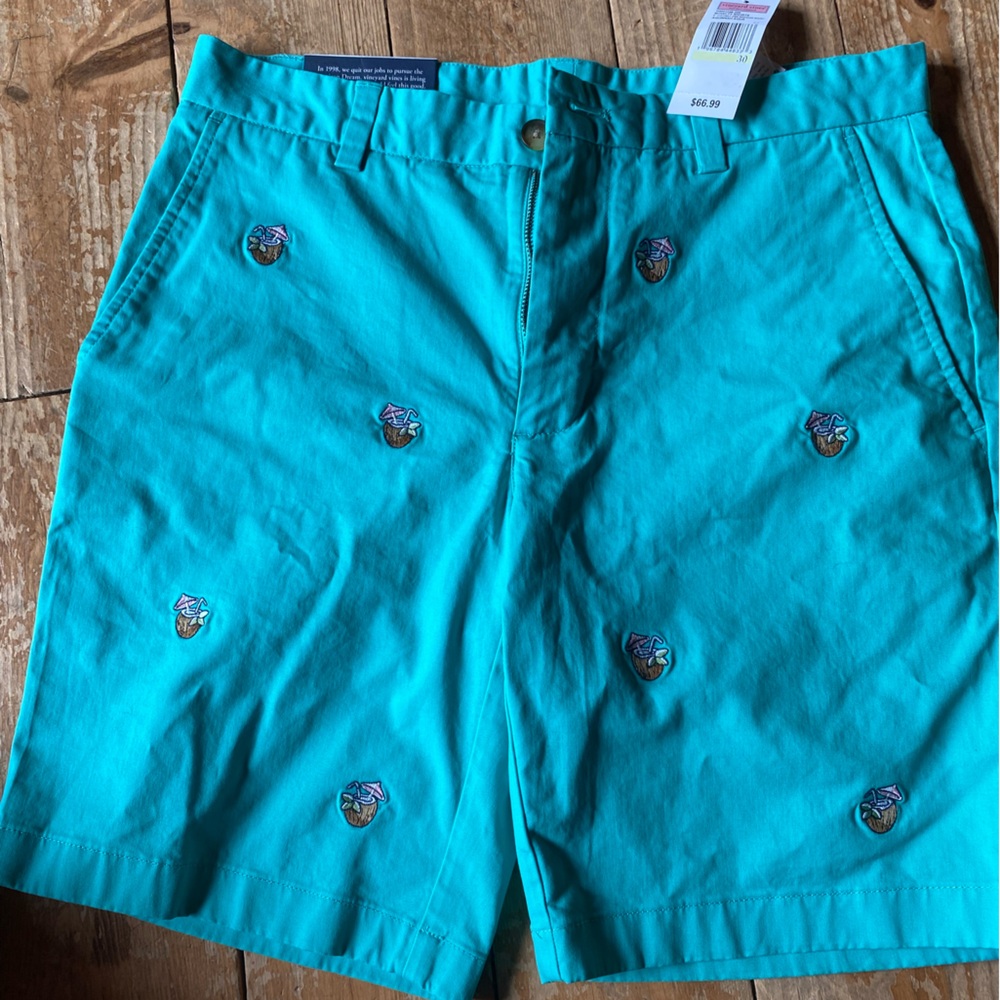 Vineyard Vines  Aquinnah Aqua Embroidered Coconut Shorts
